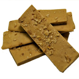 Soolane maapähkel valge šokolaadiga